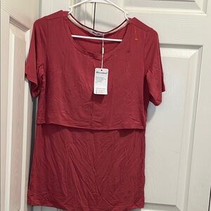 BEARSLAND  MATERNITY TOP NURSING Red Layered Crop Tee